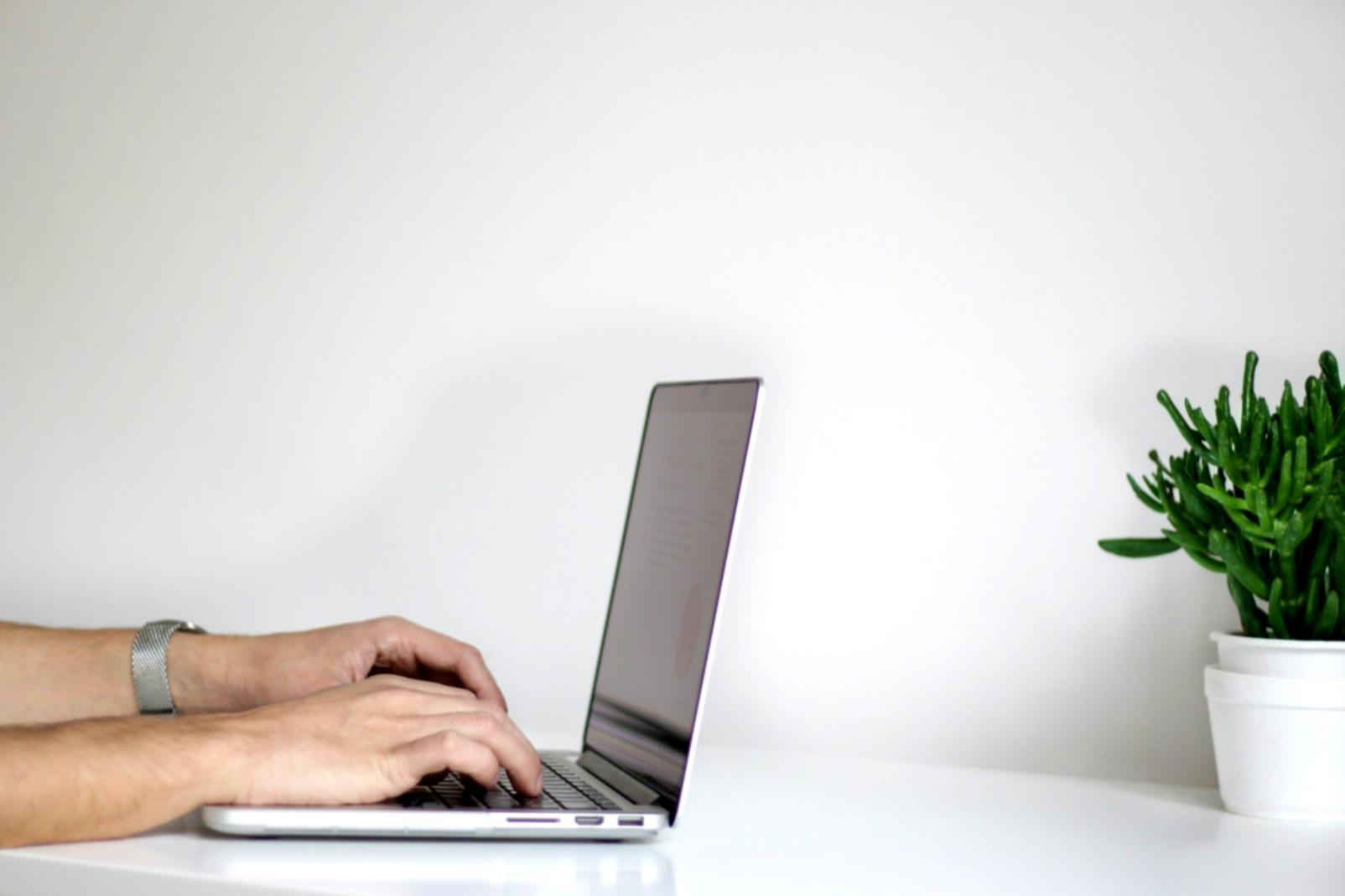 Sessione di coding per algoritmi di IA
